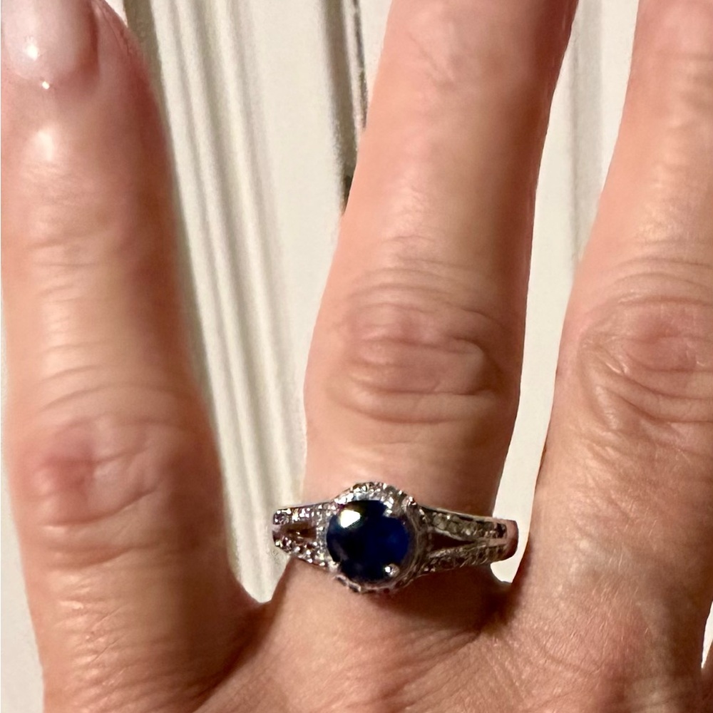 14k Solid White Gold Ring With Stunning Natural D… - image 4